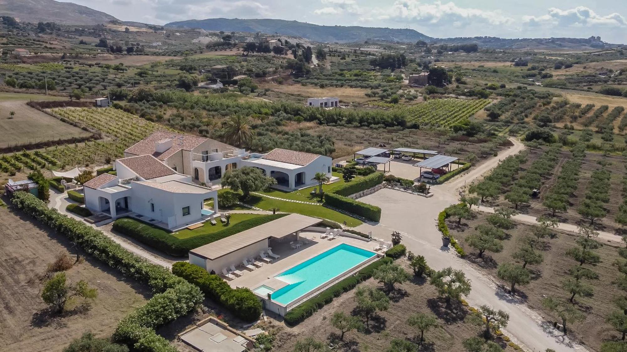 ריאלמונטה Borgo Giallonardo Wine Relais מראה חיצוני תמונה