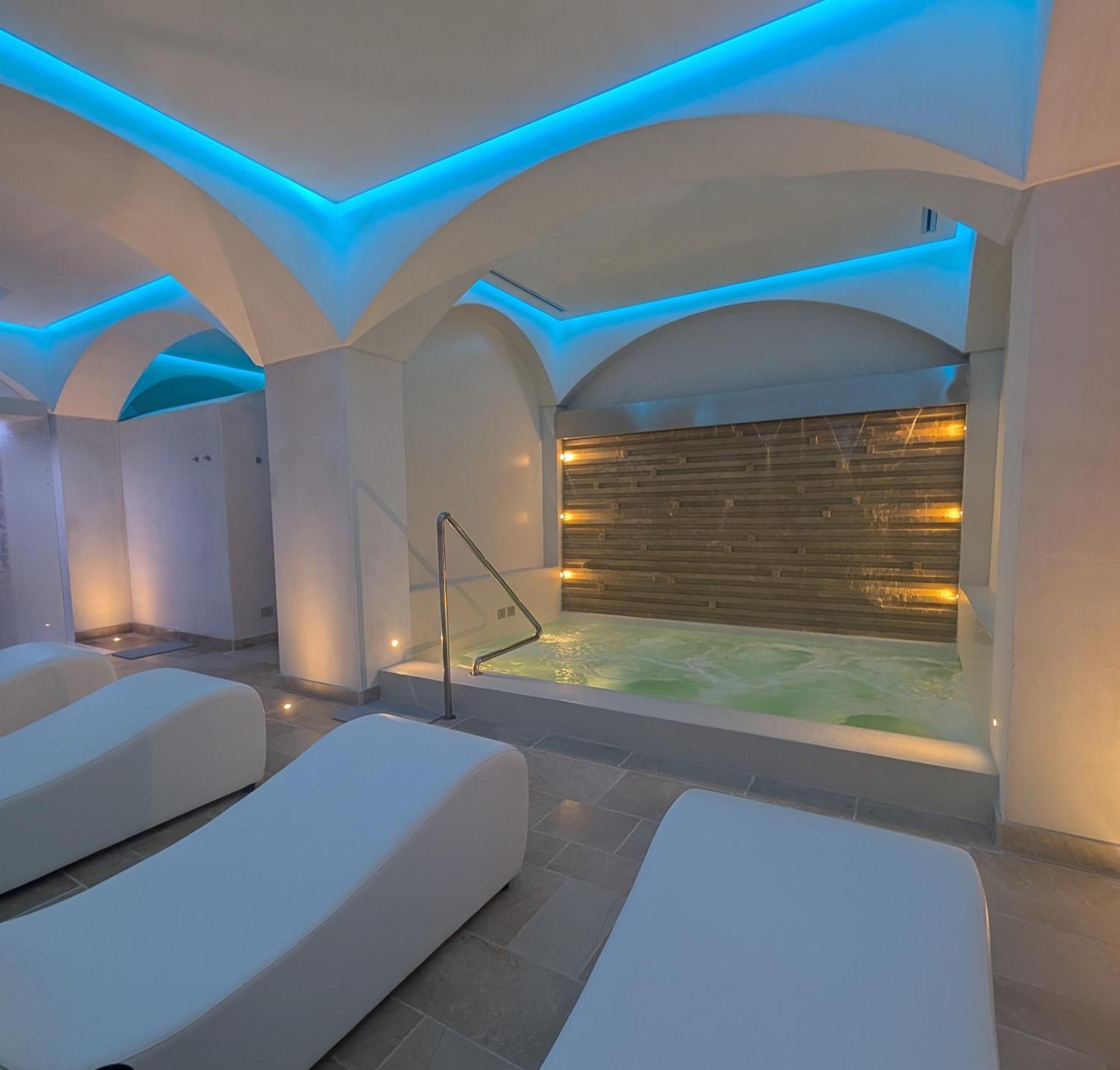 ריאלמונטה Borgo Giallonardo Wine Relais מראה חיצוני תמונה